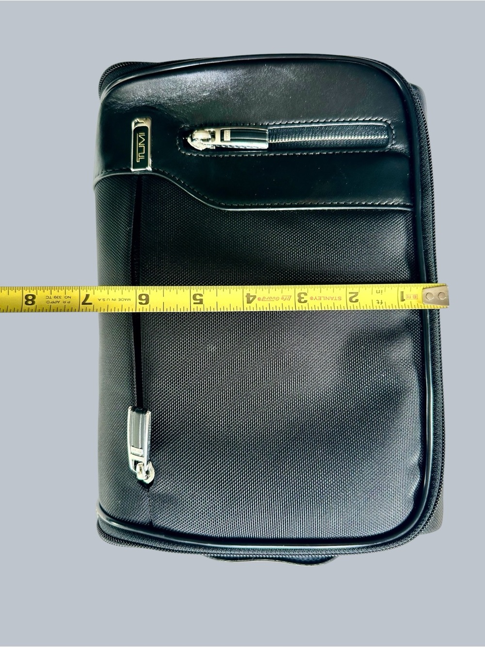 Tumi Arrivé Barajas Leather Toiletries travel kit - Picture 11 of 13